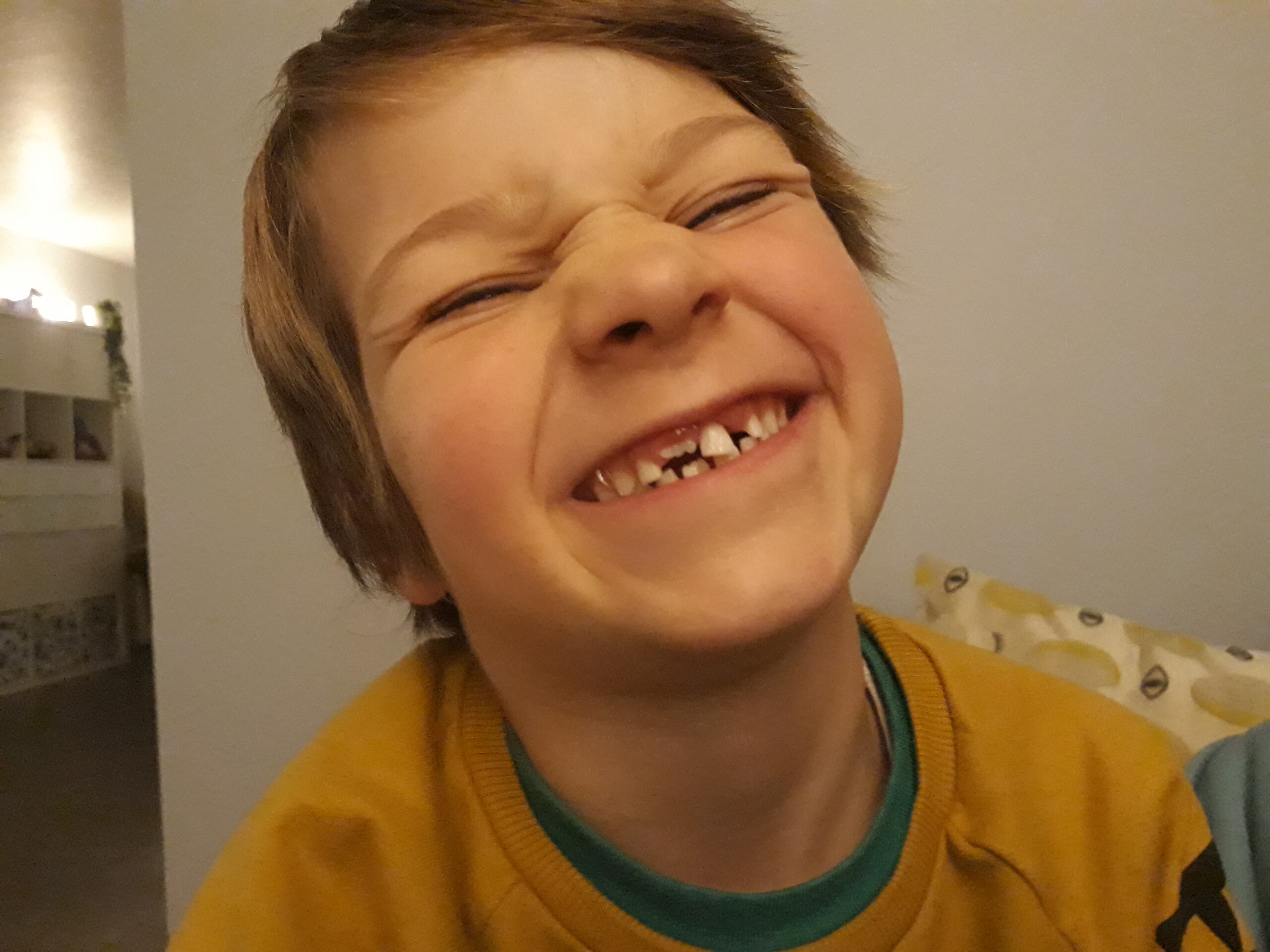 Vlekjes en tandenmonster